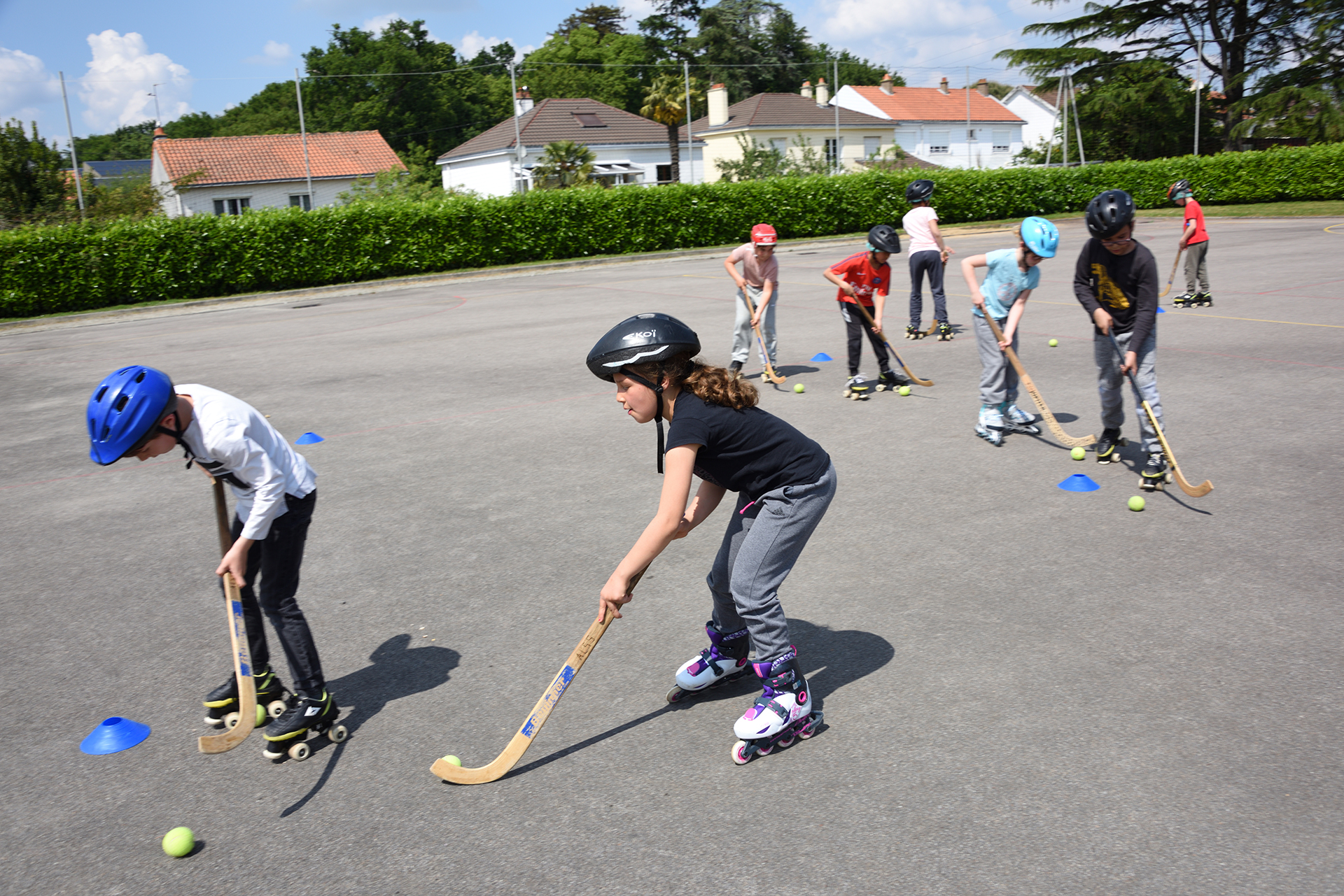 Activité périscolaire : rink hockey à l'école de La Fontaine