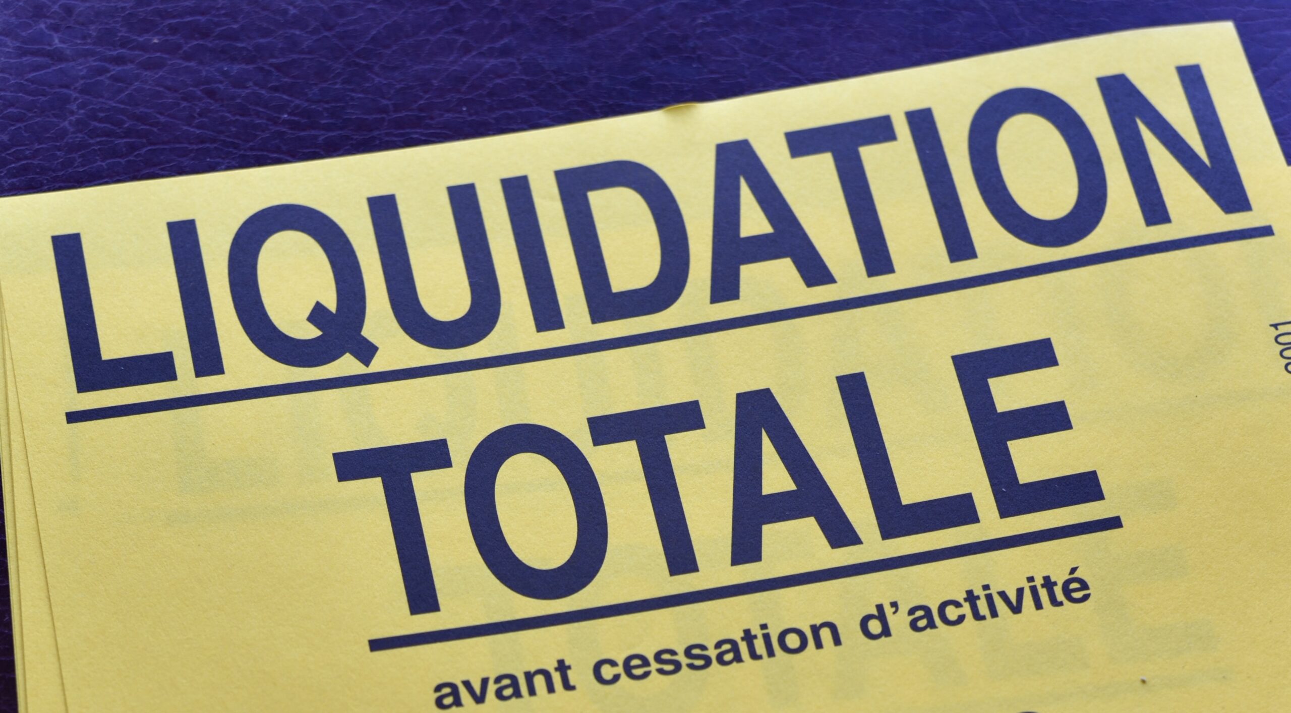 Affiche de liquidation totale